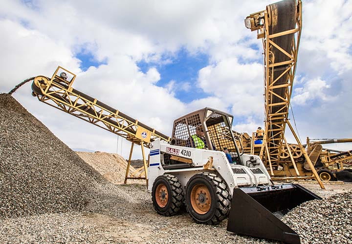 Pneus de chantier skid steer Mitas