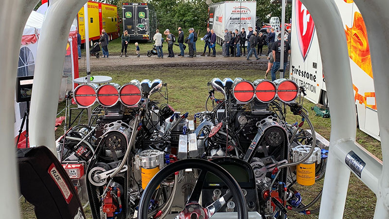 Tractor-Pulling-in-Brande-10-s